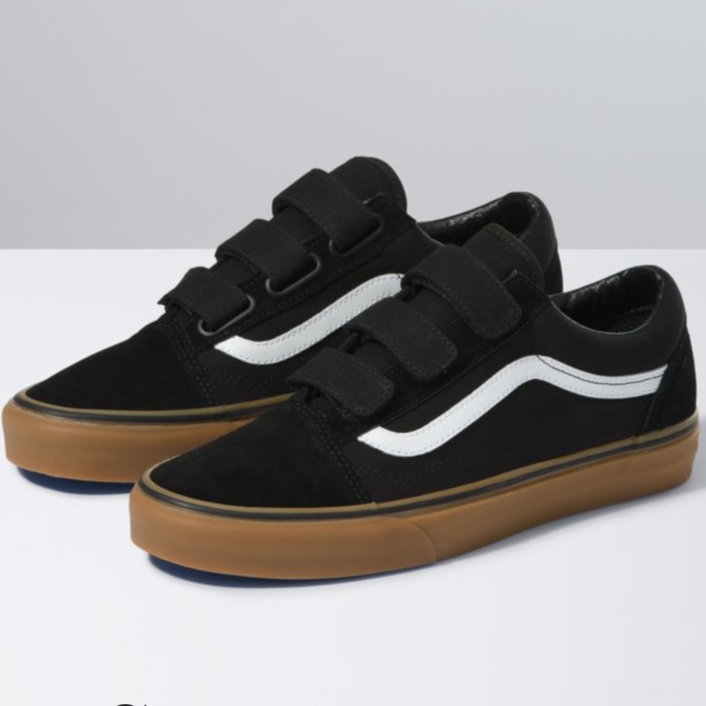Suede Old Skool Vans US Men 5.5, Women 7.0